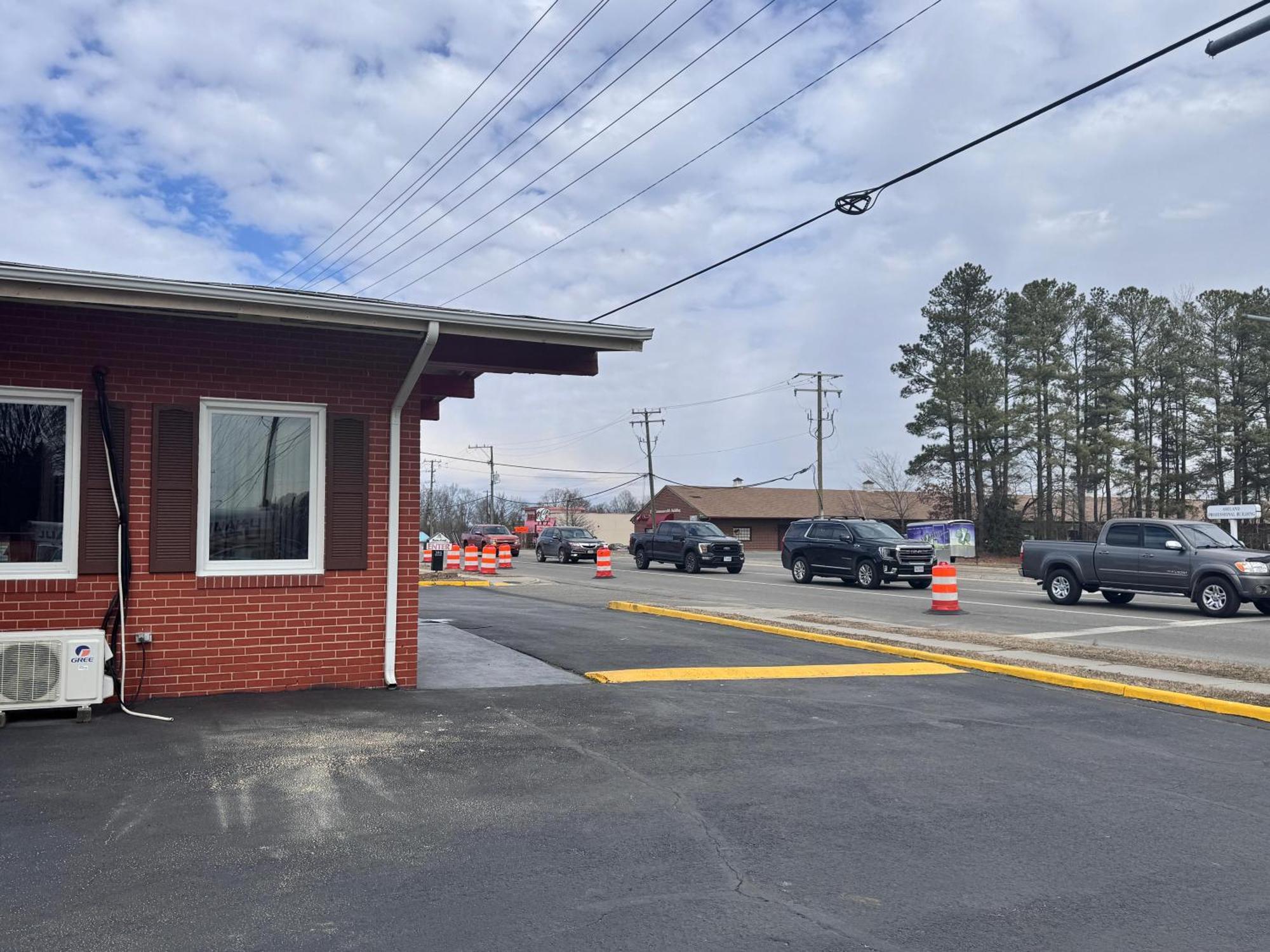 Oyo Palm Leaf Motel Ashland Exterior photo